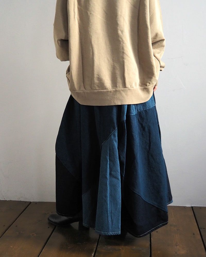 アシンメトリーリメイク風デニムスカート 配色デザイン ウエストゴム 調整紐付き ポケット付き カジュアル ロングスカート