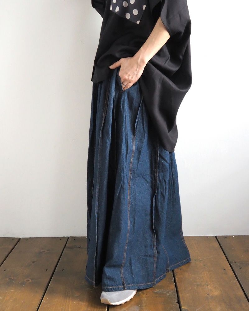 デニムスカート プリーツ入り 上品シルエット ウエストゴム 着回し抜群 大人カジュアル オールシーズン対応