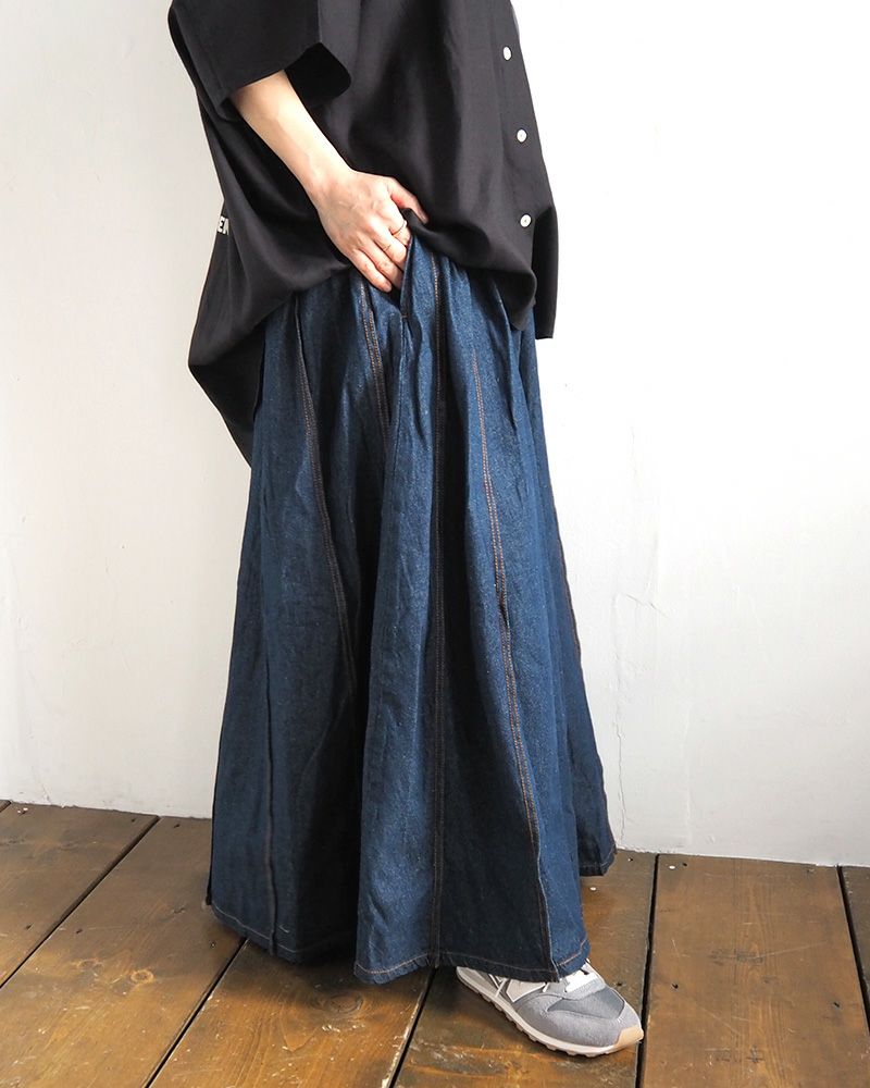 デニムスカート プリーツ入り 上品シルエット ウエストゴム 着回し抜群 大人カジュアル オールシーズン対応