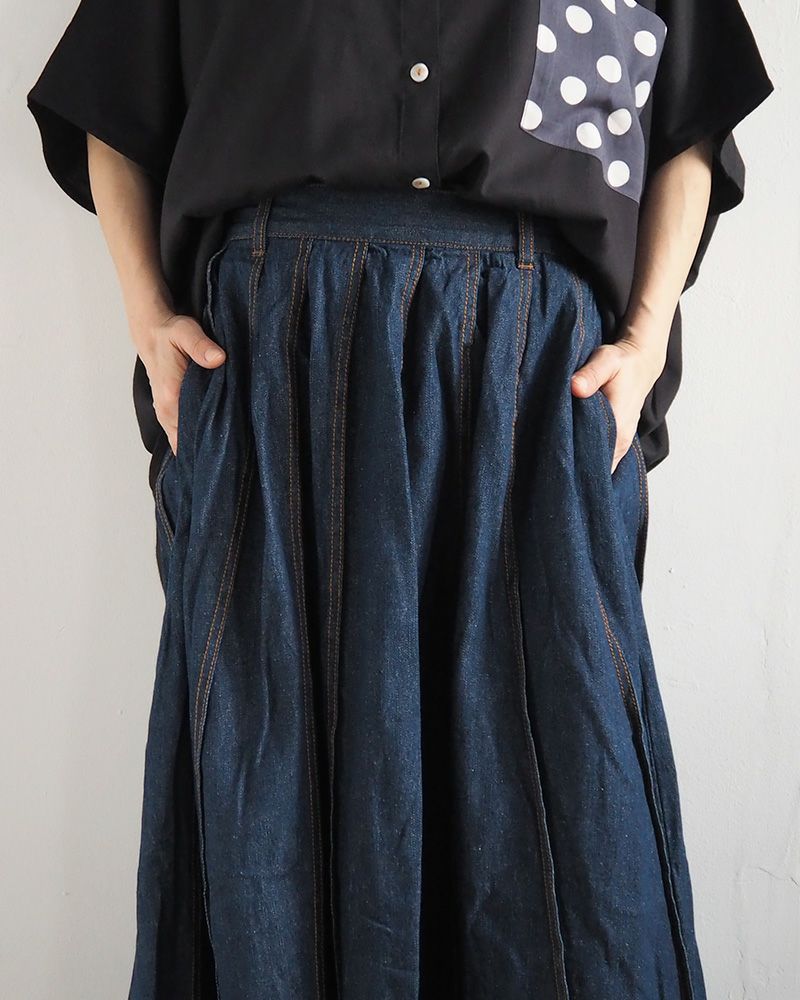 デニムスカート プリーツ入り 上品シルエット ウエストゴム 着回し抜群 大人カジュアル オールシーズン対応