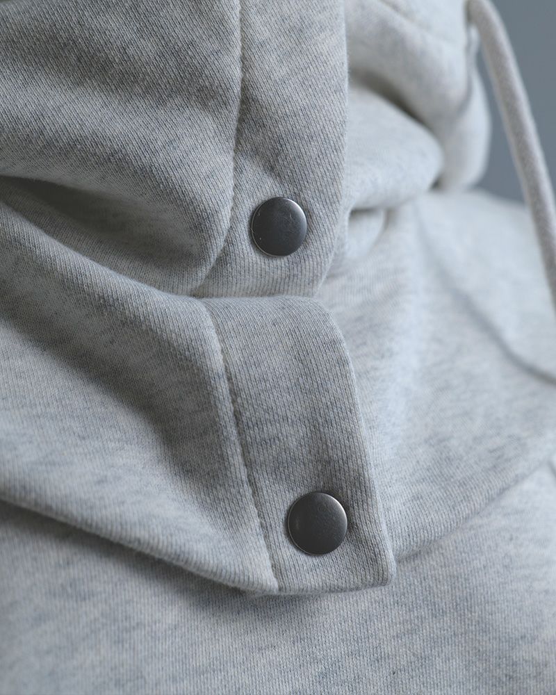 Pokke++ クルーネックスウェット フード取り外し 2WAY仕様 ドローコード付き ゆったりシルエット 裏毛素材