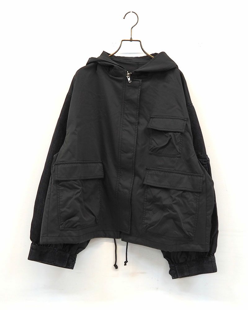 デニム×異素材ドッキングマウンテンパーカー