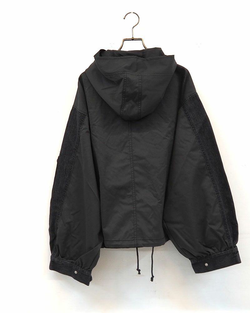 デニム×異素材ドッキングマウンテンパーカー