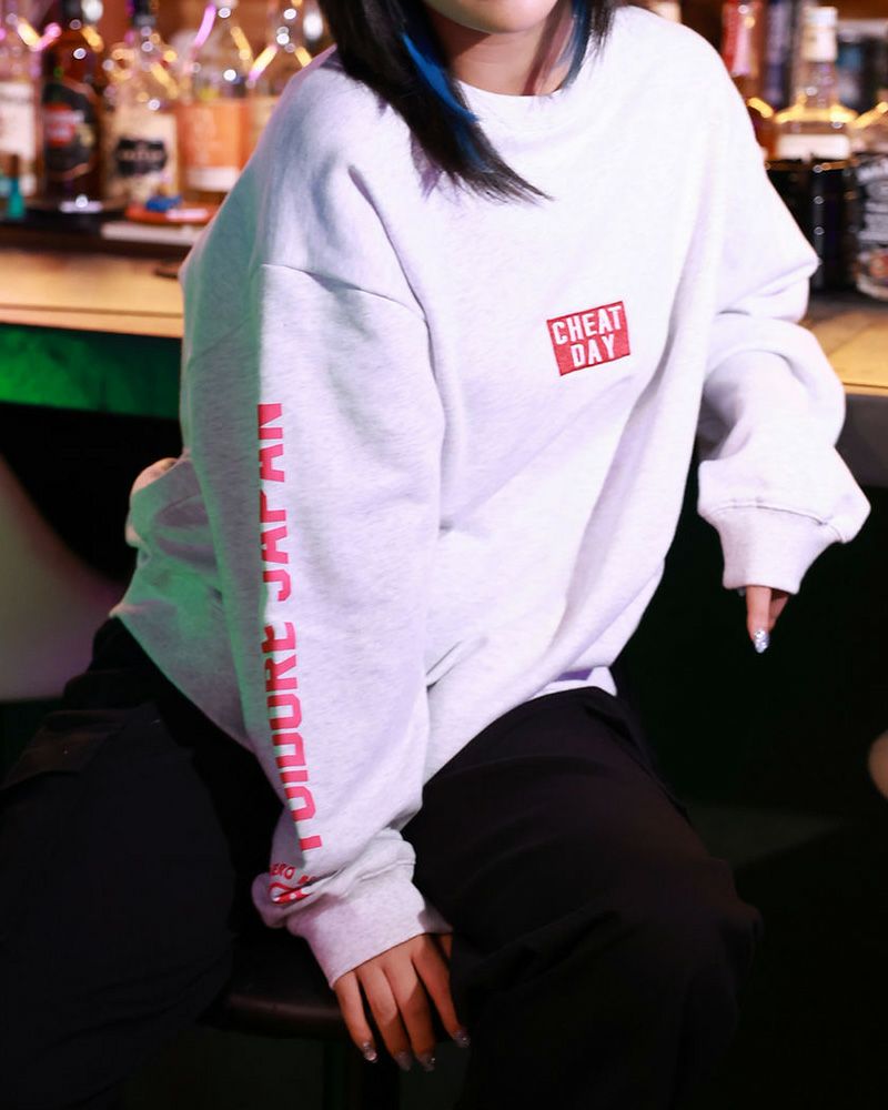 YOIDORE チートデイ クルーネックスウェット ユニセックス カジュアル