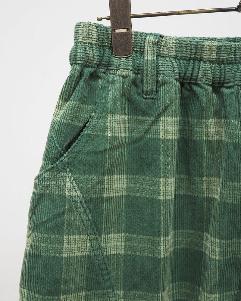 コーデュロイ素材のゆったりボールパンツ レディース ワイドシルエット イージーパンツ チェック柄 秋冬カジュアルコーデ