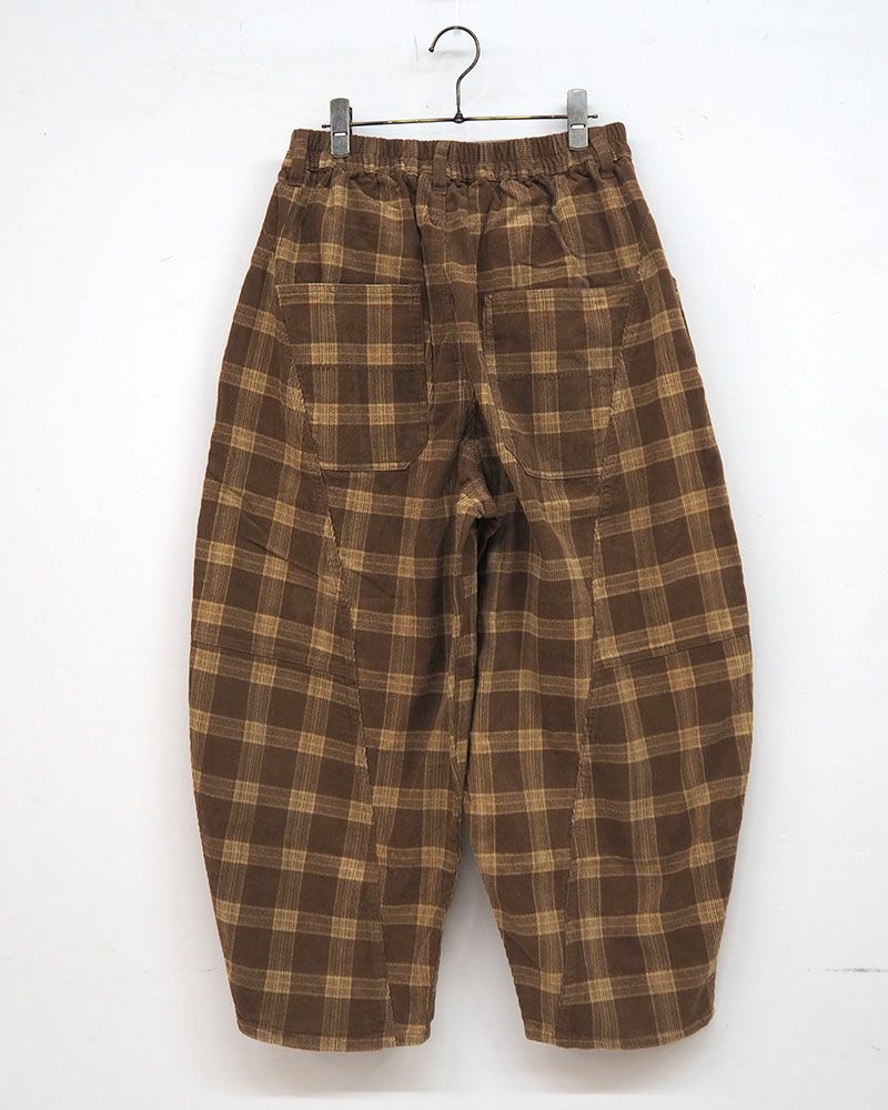 コーデュロイ素材のゆったりボールパンツ レディース ワイドシルエット イージーパンツ チェック柄 秋冬カジュアルコーデ