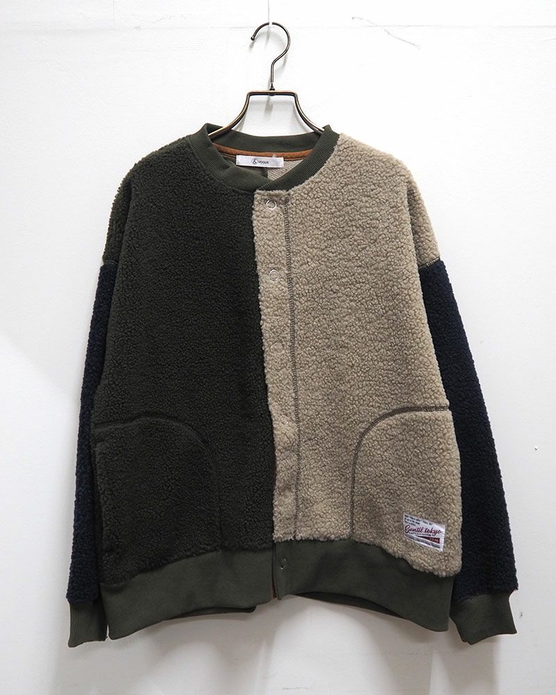 リングドットボタンをあしらった軽量ボアカーディガン。豊富なカラーバリエーションでデイリーに活躍する一枚