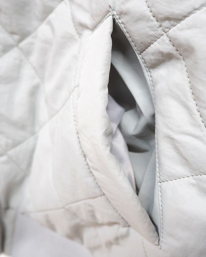 リバーシブルボアキルティングアウター レディース 秋冬 フード付き ボア面とキルティング面 二WAY仕様 モコモコ 暖かい ゆったりシルエット アウター