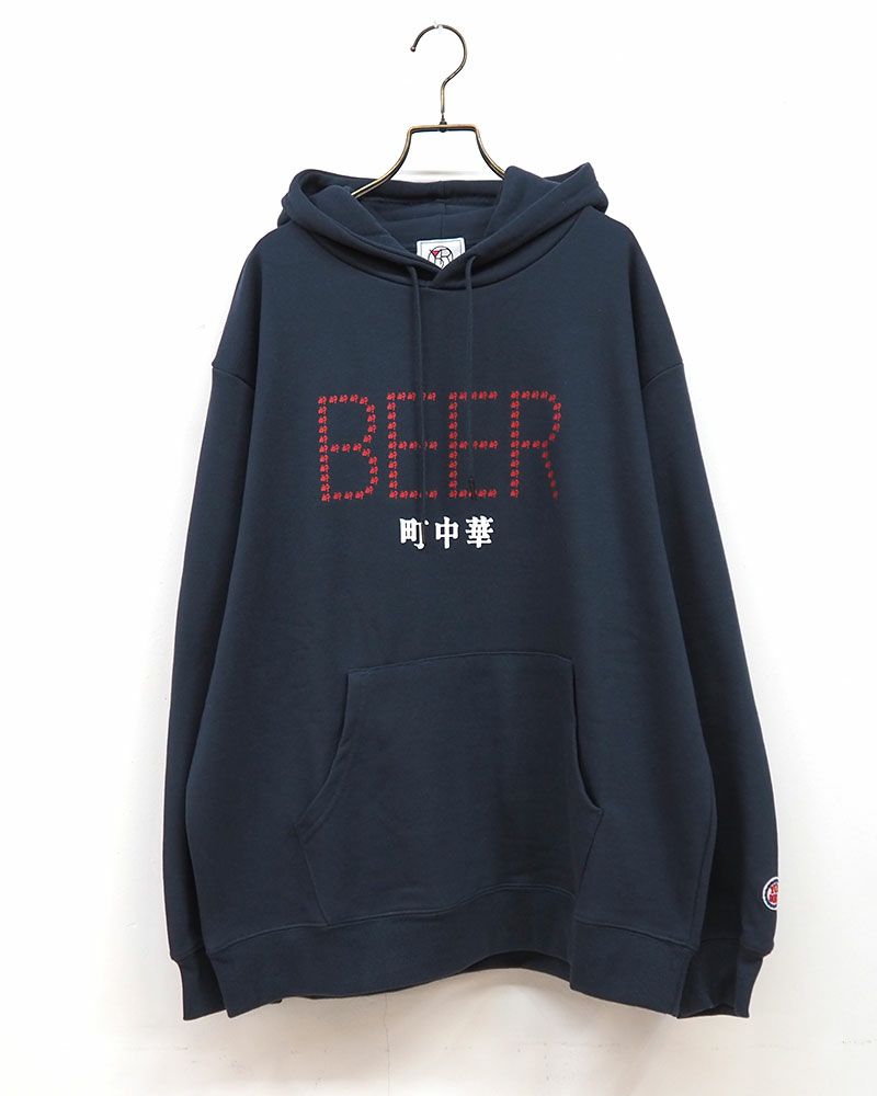 YOIDORE（ヨイドレ）の「町中華とビールパーカー」。町中華をモチーフにした遊び心あるデザイン