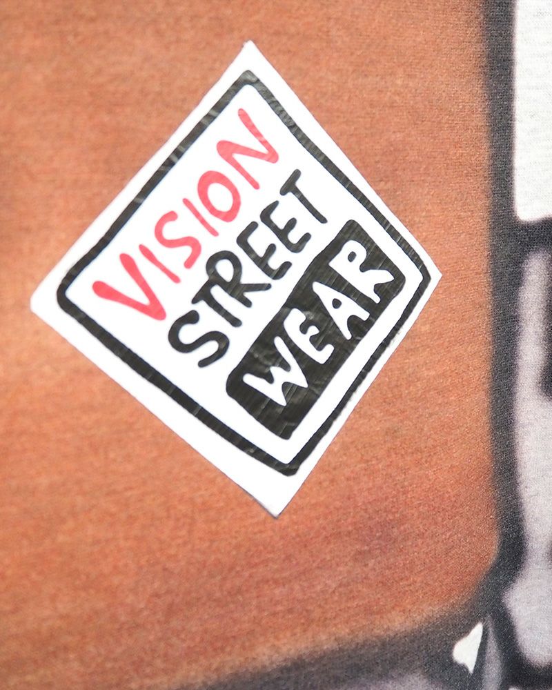 ビジョンストリートウェア guernika コラボ クルースウェット フロントプリント アノニマウス デザイン