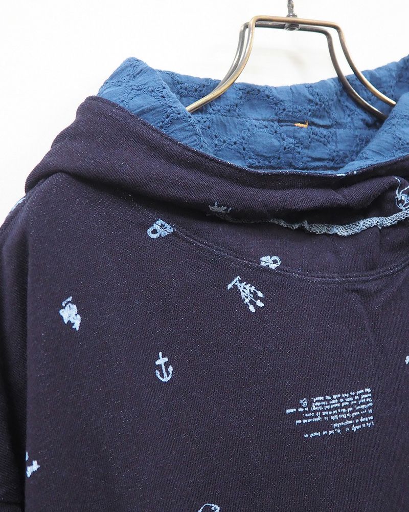 LIME.INC ライムインク ミニ裏毛落書きプルパーカー 総柄 手書き風デザイン レディース パーカー ゆったりシルエット 立体ポケット フードレース付き 5色展開