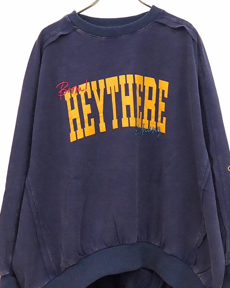 裏毛サンドウォッシュロゴプリントプルオーバー アイボリー マスタード ネイビー サンドウォッシュ加工 ロゴスウェット カレッジロゴ 秋冬トップス カジュアル 大人カジュアル